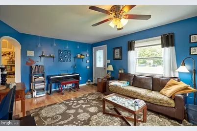 405 N Warwick Road, Lawnside, NJ 08045 - Photo 6