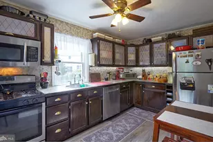 405 N Warwick Rd, Lawnside, NJ 08045 - Photo 10