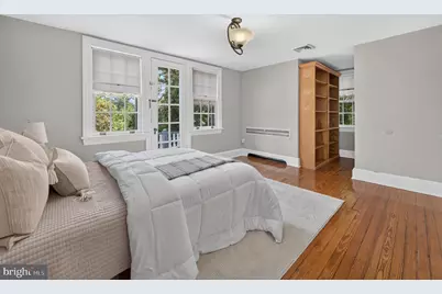 319 N Newton Lake Drive, Collingswood, NJ 08108 - Photo 22