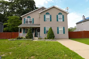 216 Franklin Ave, Berlin, NJ 08009 - Photo 1