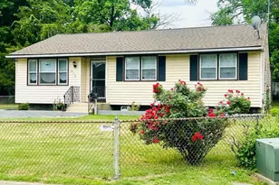 518 Carver Ct, Lawnside, NJ 08045 - Photo 1