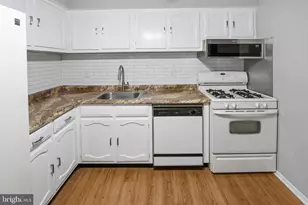 141 Chelsea Cir, Clementon, NJ 08021 - Photo 8
