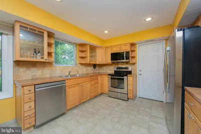 18 Lantern Ln, Cherry Hill, NJ 08002 - Photo 12