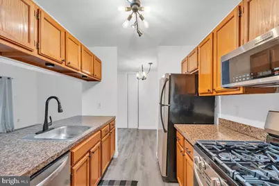 2102 The Woods, Cherry Hill, NJ 08003 - Photo 10
