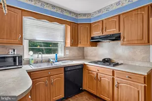 410 Queen Anne Rd, Cherry Hill, NJ 08003 - Photo 12