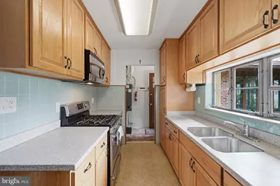 112 Erie Avenue, Barrington, NJ 08007 - Photo 4