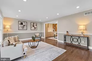 14 Stonebridge Rd, Cherry Hill, NJ 08003 - Photo 10
