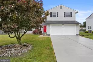 14 Stonebridge Rd, Cherry Hill, NJ 08003 - Photo 4