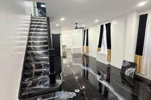 323 Chestnut St, Camden, NJ 08103 - Photo 2