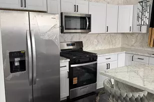 323 Chestnut St, Camden, NJ 08103 - Photo 8