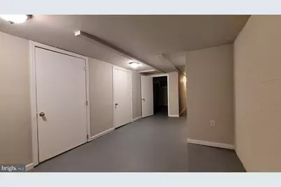 1055 Kenwood Avenue, Camden, NJ 08103 - Photo 24
