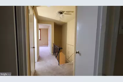 1055 Kenwood Avenue, Camden, NJ 08103 - Photo 32