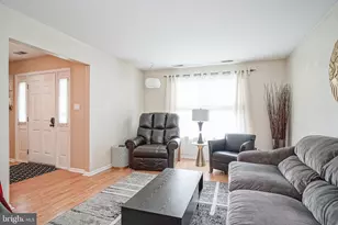 9 Hemlock Dr, Gloucester Township, NJ 08012 - Photo 6