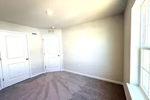 106 Clinton St, Sicklerville, NJ 08081 - Photo 16