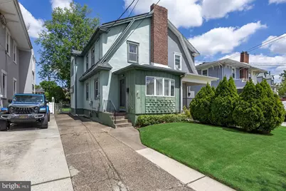 25 E Clinton Avenue, Oaklyn, NJ 08107 - Photo 2