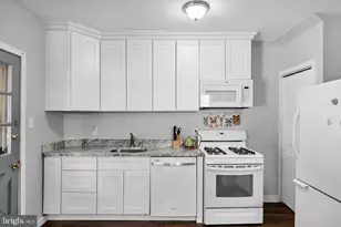 25 E Clinton Ave, Oaklyn, NJ 08107 - Photo 4