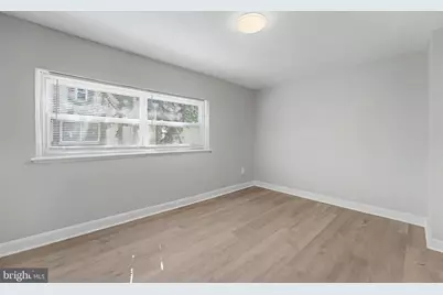 607 W Maple Avenue, Merchantville, NJ 08109 - Photo 8