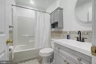15 Winfield Rd, Sicklerville, NJ 08081 - Photo 8