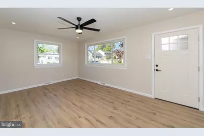 60 N Oakland Avenue, Runnemede, NJ 08078 - Photo 6