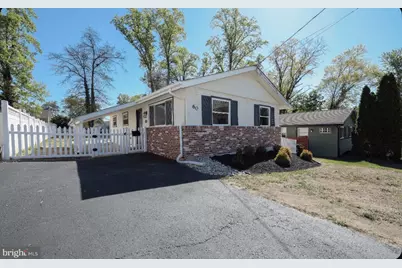 60 N Oakland Avenue, Runnemede, NJ 08078 - Photo 1
