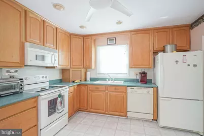 110 Haddon Avenue, Berlin, NJ 08091 - Photo 4
