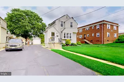 27 W Holly Avenue, Oaklyn, NJ 08107 - Photo 2