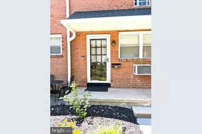 340 Woodlawn Terrace #APT. D2, Collingswood, NJ 08108 - Photo 1
