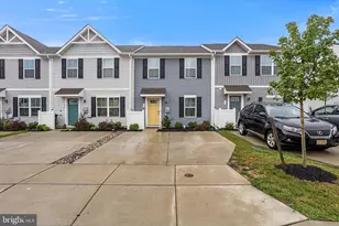 15 Magnolia Wy, Clementon, NJ 08021 - Photo 1