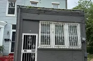 314 Clinton St, Camden, NJ 08103 - Photo 1