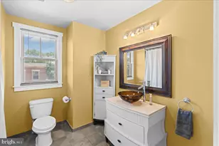 425 S 6th St, Camden, NJ 08103 - Photo 24