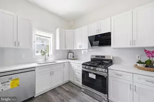 330 Somerset St, Gloucester City, NJ 08030 - Photo 14