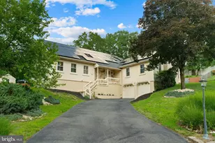 10 Silver Hill Ln, Voorhees, NJ 08043 - Photo 2