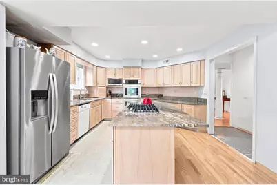 261 E Kings Highway, Audubon, NJ 08106 - Photo 20