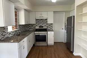 1606 Beechwood, Clementon, NJ 08021 - Photo 2