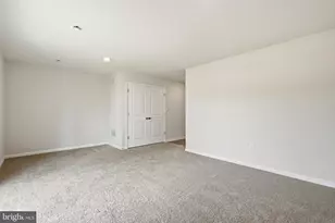 104 Clinton St, Sicklerville, NJ 08081 - Photo 12