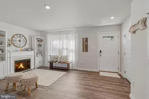 102 Ciseley Dr, Sicklerville, NJ 08081 - Photo 8