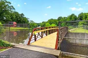 164 Silver Lake Dr, Clementon, NJ 08021 - Photo 2