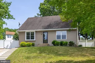 10 Prospect Ct, Sicklerville, NJ 08081 - Photo 2