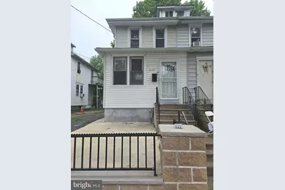 215 Chestnut Avenue, Oaklyn, NJ 08107 - Photo 1