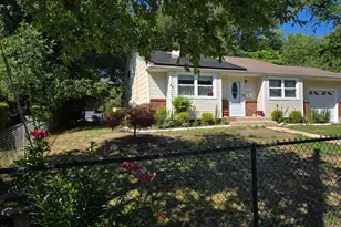 909 Bentley Rd, Lindenwold, NJ 08021 - Photo 2