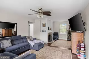 7 Lippincott Ave, Voorhees, NJ 08043 - Photo 4