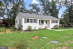 7 Lippincott Ave, Voorhees, NJ 08043 - Photo 2