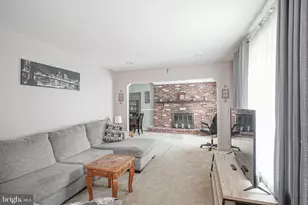 1098 Grandview Dr, Pine Hill, NJ 08021 - Photo 4