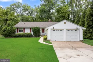 223 Dickens Ct, Cherry Hill, NJ 08034 - Photo 2