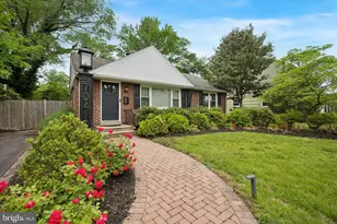 704 Cedar Ave, Haddonfield, NJ 08033 - Photo 1