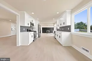 4 Bellows Ln, Cherry Hill, NJ 08002 - Photo 8
