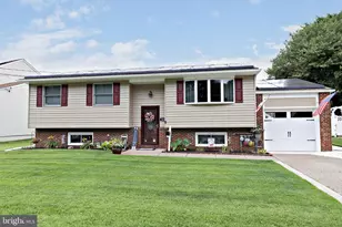 301 Roberts Ave, Bellmawr, NJ 08031 - Photo 2