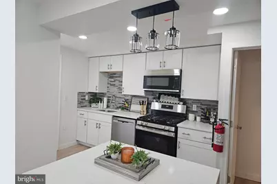 1404 Roanoke Road, Camden, NJ 08104 - Photo 2