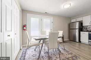 31 Victoria Manor Ct, Sicklerville, NJ 08081 - Photo 8