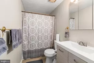 31 Victoria Manor Ct, Sicklerville, NJ 08081 - Photo 18